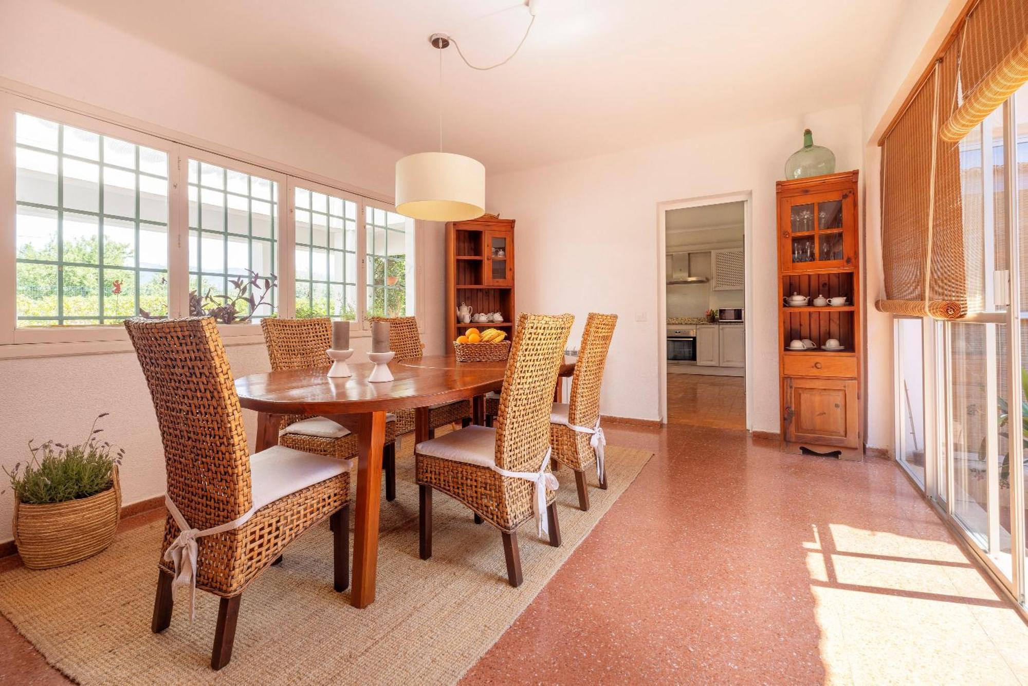 Ideal House For Two Families With Pool And Barbecue Plamanyola Eksteriør billede