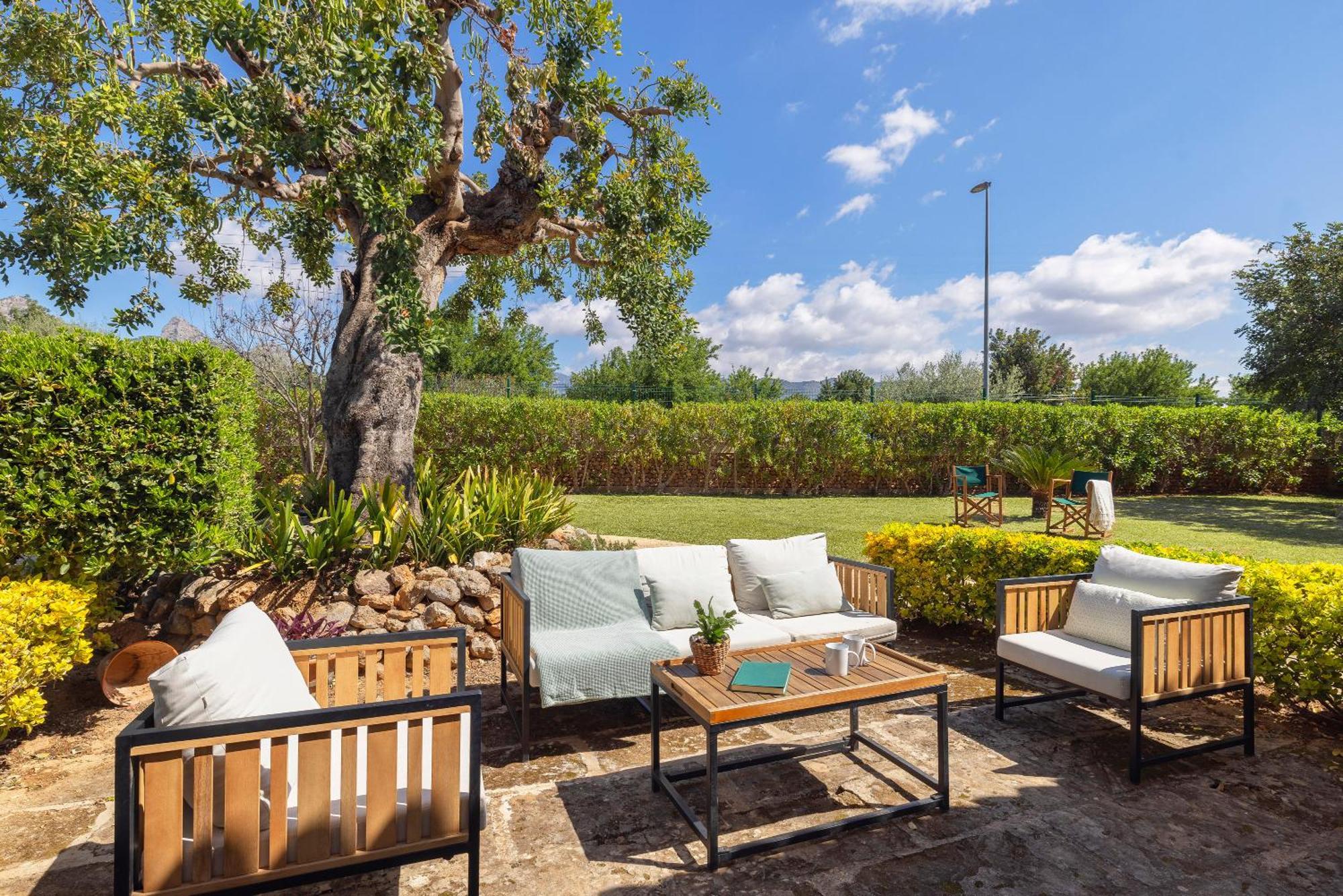 Ideal House For Two Families With Pool And Barbecue Plamanyola Eksteriør billede